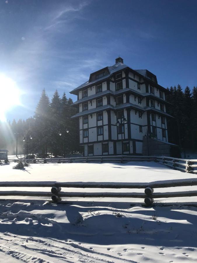 Vila Jezero Daire Kopaonik Dış mekan fotoğraf